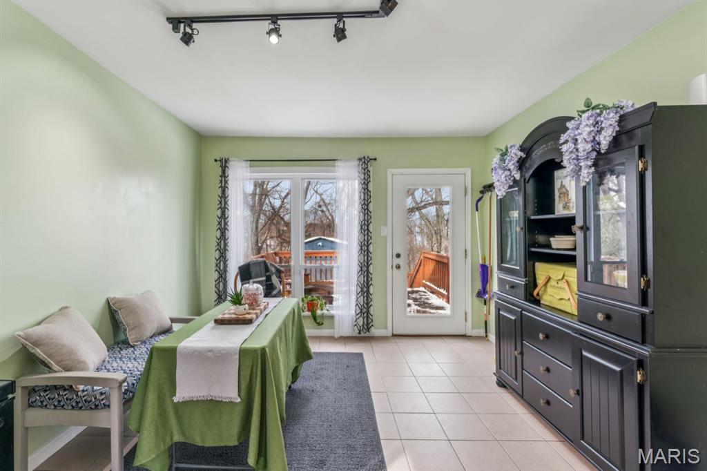 White Bob 02 - Residential