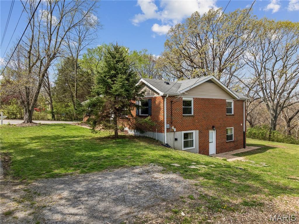 Photo of 2617 Rosemary Lane, High Ridge, MO 63049 (MLS # 26020865)
