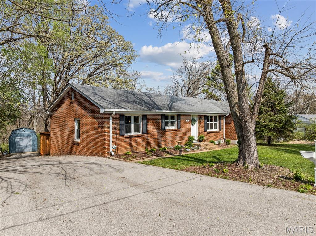 White Bob 02 - Residential