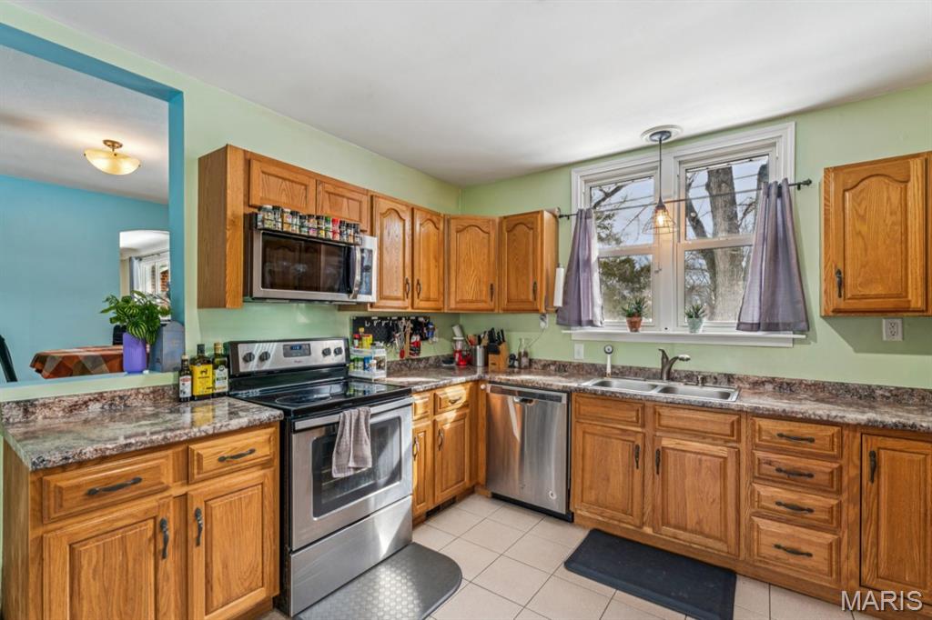 White Bob 02 - Residential