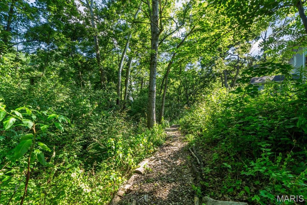 St Louis, Missouri 63129, United States, 3 Bedrooms Bedrooms, ,2 BathroomsBathrooms,Residential,Active,158576