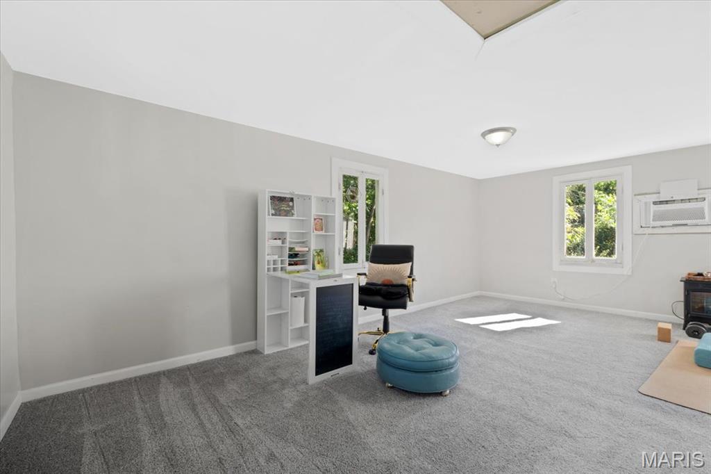 St Louis, Missouri 63129, United States, 3 Bedrooms Bedrooms, ,2 BathroomsBathrooms,Residential,Active,158576