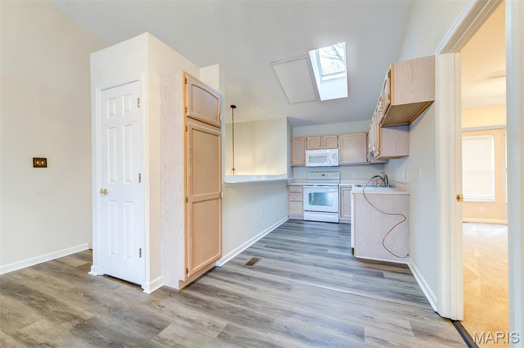 Crown Pointe Bldg 40 - Residential