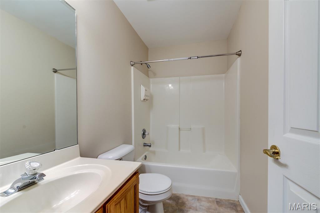 Crown Pointe Bldg 40 - Residential