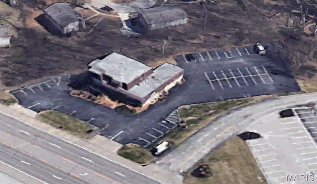 Sunset Club Court Blk 5 Lt Pts 1 Thru 3 - Commercial Sale