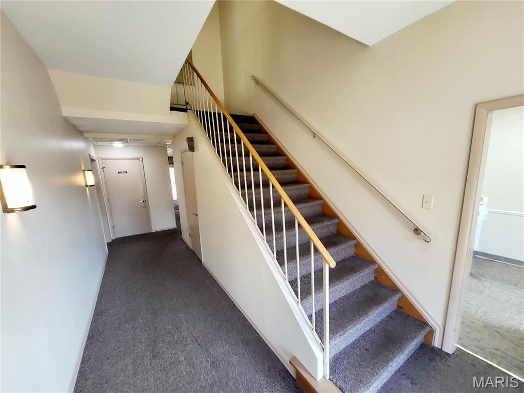 Sunset Club Court Blk 5 Lt Pts 1 Thru 3 - Commercial Sale