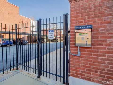 Tiny photo for 2216 Sidney Street #10, St Louis, MO 63104 (MLS # 26017150)