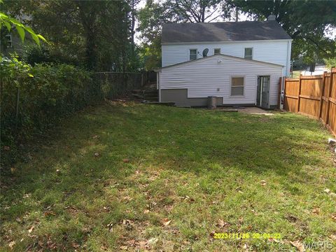 Tiny photo for Webster Groves, MO 63119 (MLS # 25065065)
