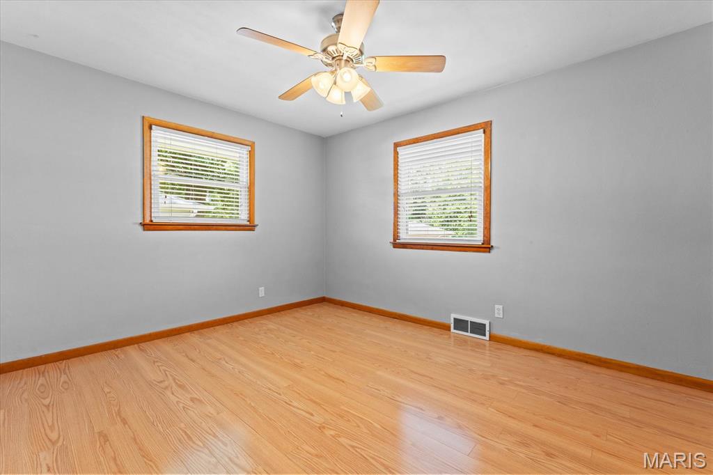 Edwardsville, Illinois 62025, United States, 3 Bedrooms Bedrooms, ,2 BathroomsBathrooms,Residential,Active,164242