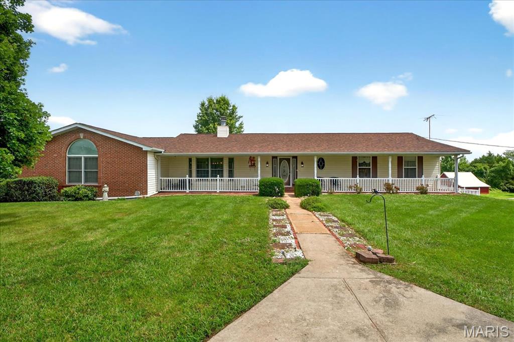 De Soto, Missouri 63020, United States, 3 Bedrooms Bedrooms, ,4 BathroomsBathrooms,Residential,Active,173612