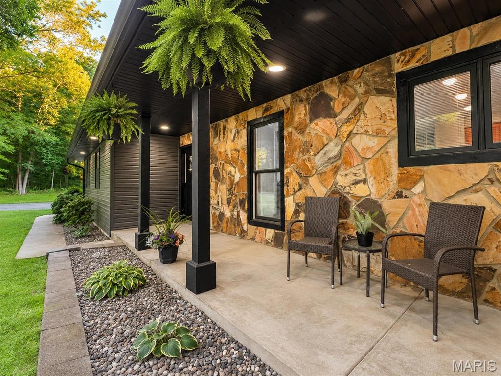 11 Brushy Hill Court