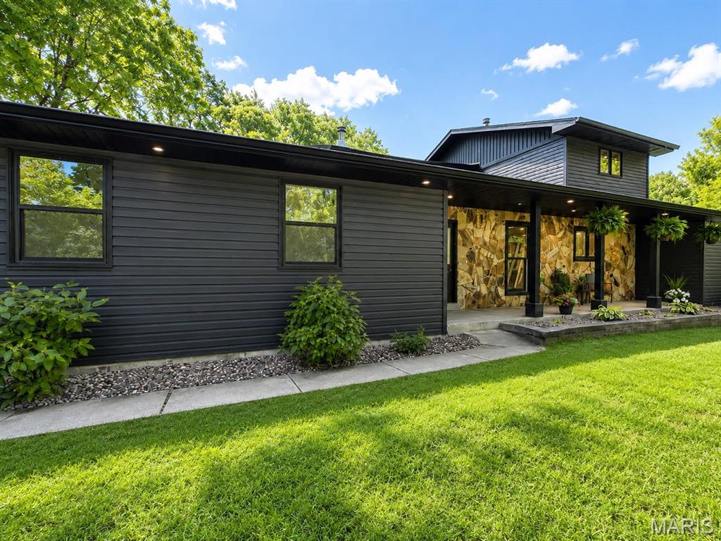 11 Brushy Hill Court