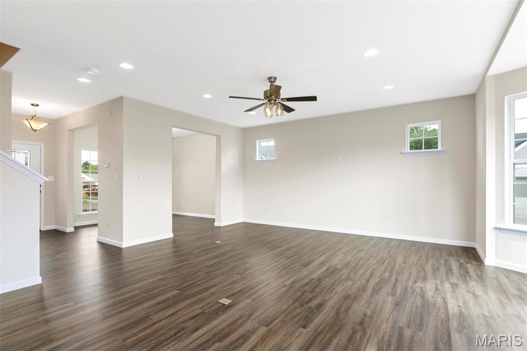 Ryehill Manor - Residential