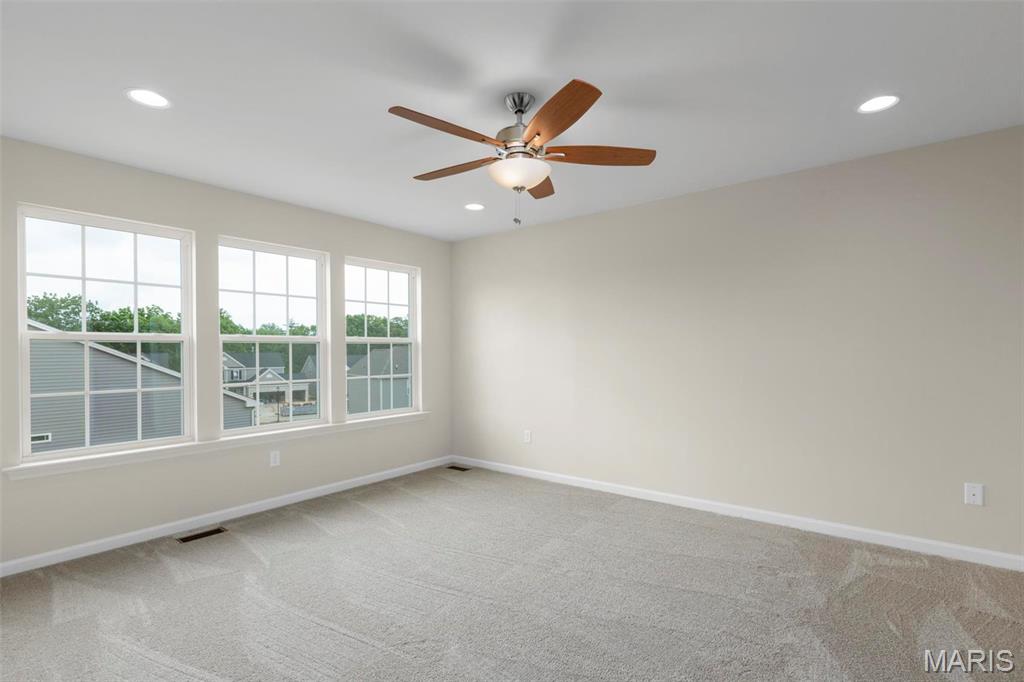 Ryehill Manor - Residential