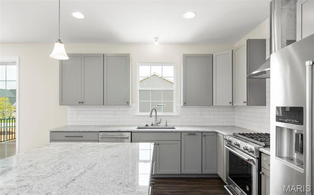 Ryehill Manor - Residential