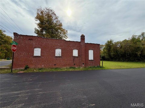 Tiny photo for 0 N 3rd Street, Ste Genevieve, MO 63670 (MLS # 26069024)