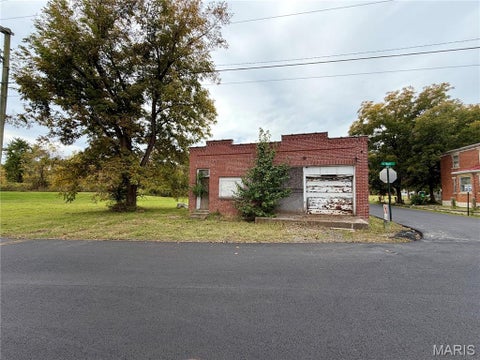 Tiny photo for 0 N 3rd Street, Ste Genevieve, MO 63670 (MLS # 26069024)
