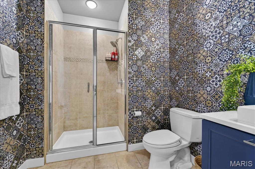 4545 Lindell Condo - Residential