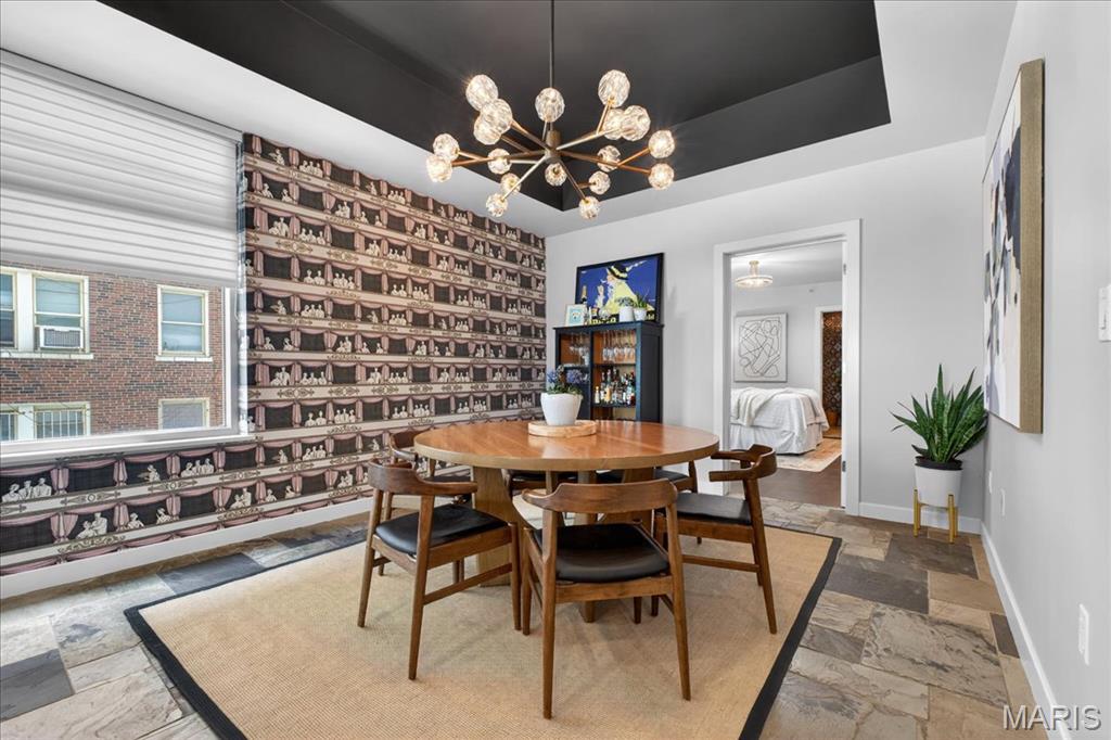 4545 Lindell Condo - Residential