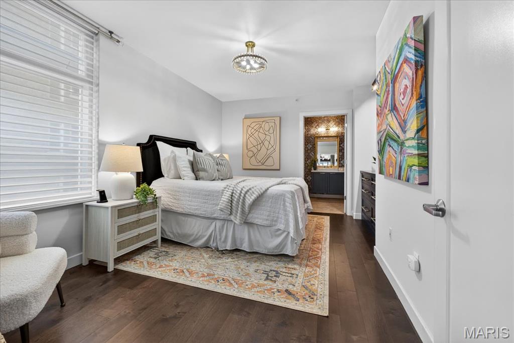 4545 Lindell Condo - Residential