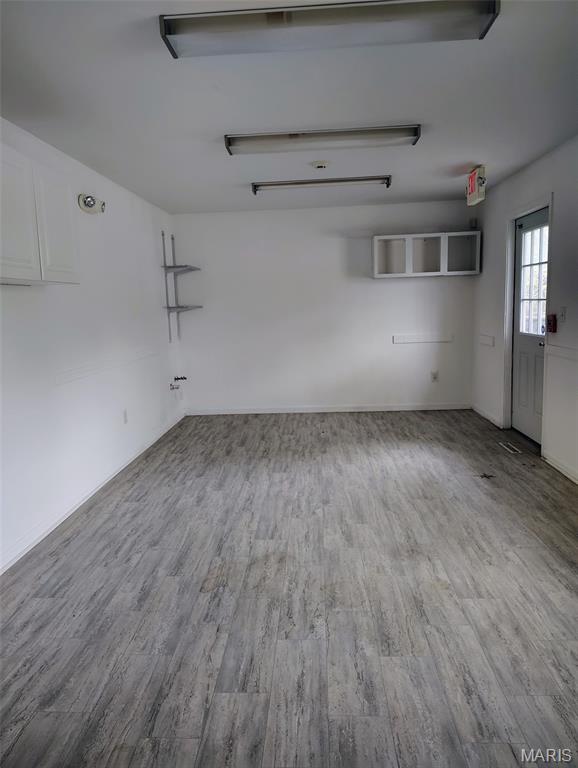 Country Life Estate Rev - Commercial Lease