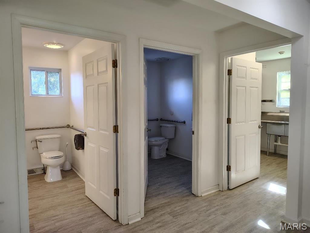 Country Life Estate Rev - Commercial Lease