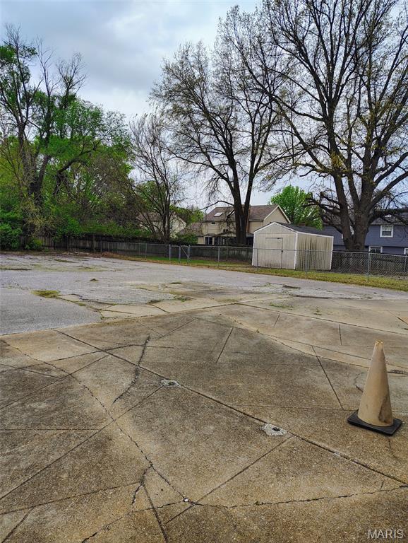 Country Life Estate Rev - Commercial Lease