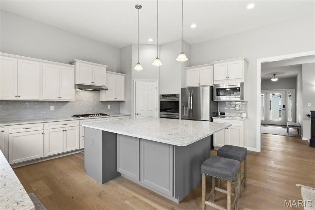 Photo of 731 Bretton Trails Drive, Lake Saint Louis, MO 63367 (MLS # 26018673)