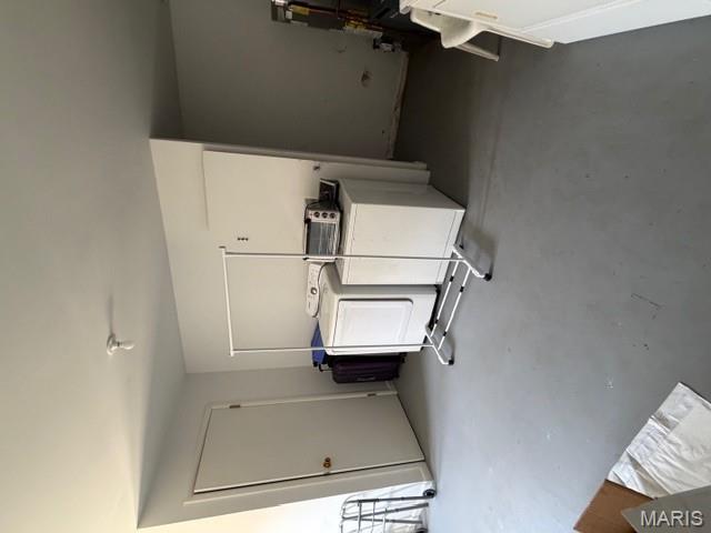 Robinwood West 7 - Residential Lease