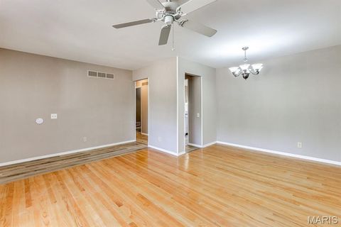 Tiny photo for 1210 Rivoli Drive, Ballwin, MO 63011 (MLS # 25070039)