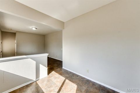 Tiny photo for 1210 Rivoli Drive, Ballwin, MO 63011 (MLS # 25070039)
