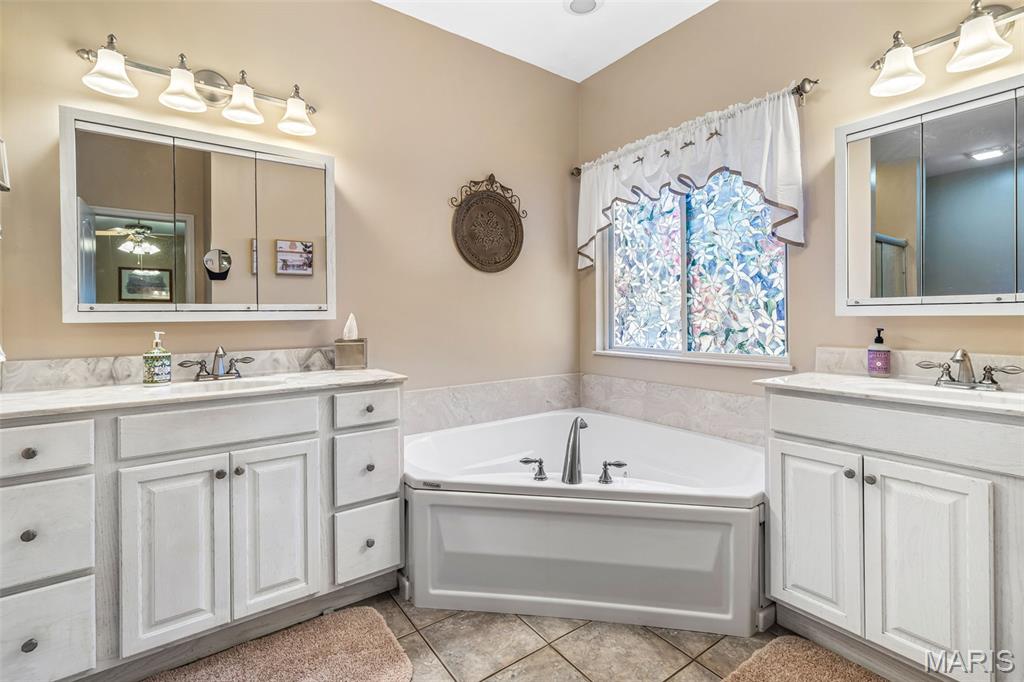 Fischer Pointe Estates Add 2 - Residential