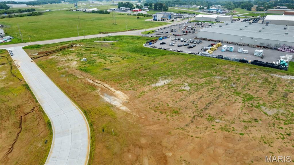 PT SUR 788 - Commercial Sale