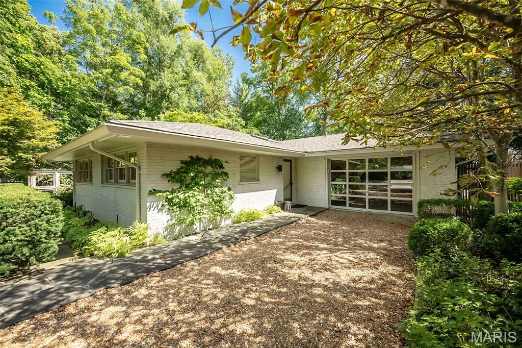33 Narragansett Drive
