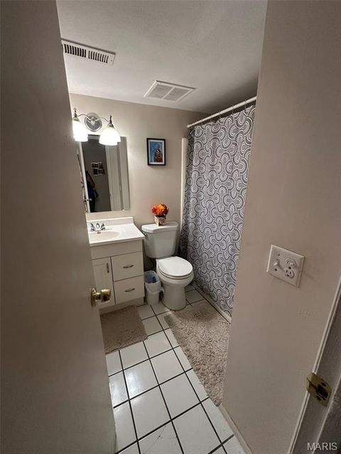 Tiny photo for 93 Lemans Court #93, Lake Saint Louis, MO 63367 (MLS # 26017945)