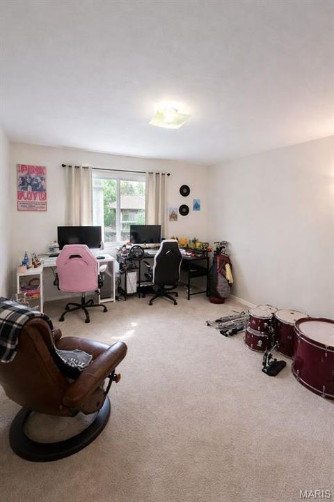 Tiny photo for 93 Lemans Court #93, Lake Saint Louis, MO 63367 (MLS # 26017945)