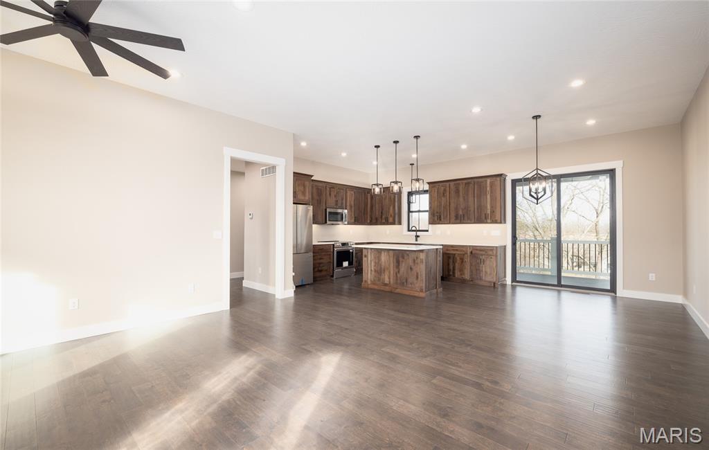 Country Trace - Residential