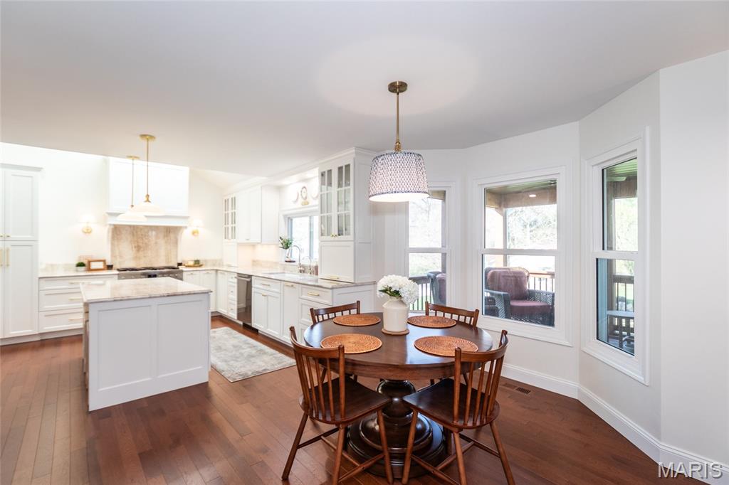 Thousand Oaks Two - Residential