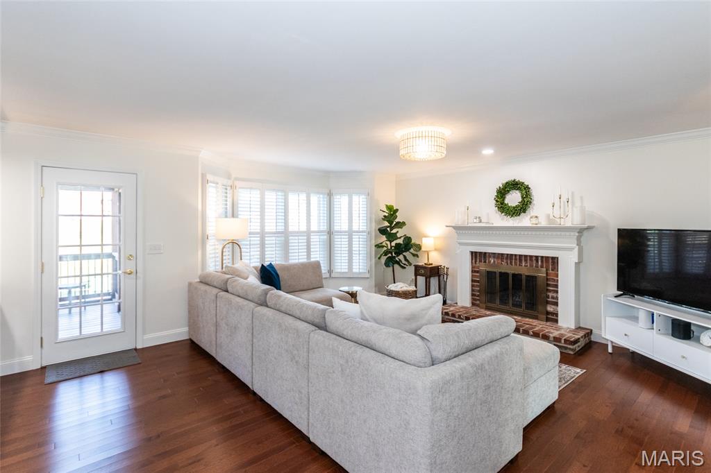 Thousand Oaks Two - Residential