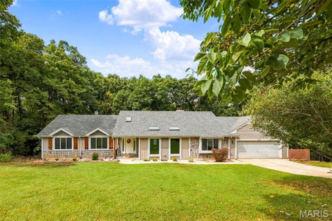 Photo of 18409 Woodland Meadows Drive, Wildwood, MO 63038 (MLS # 26058081)