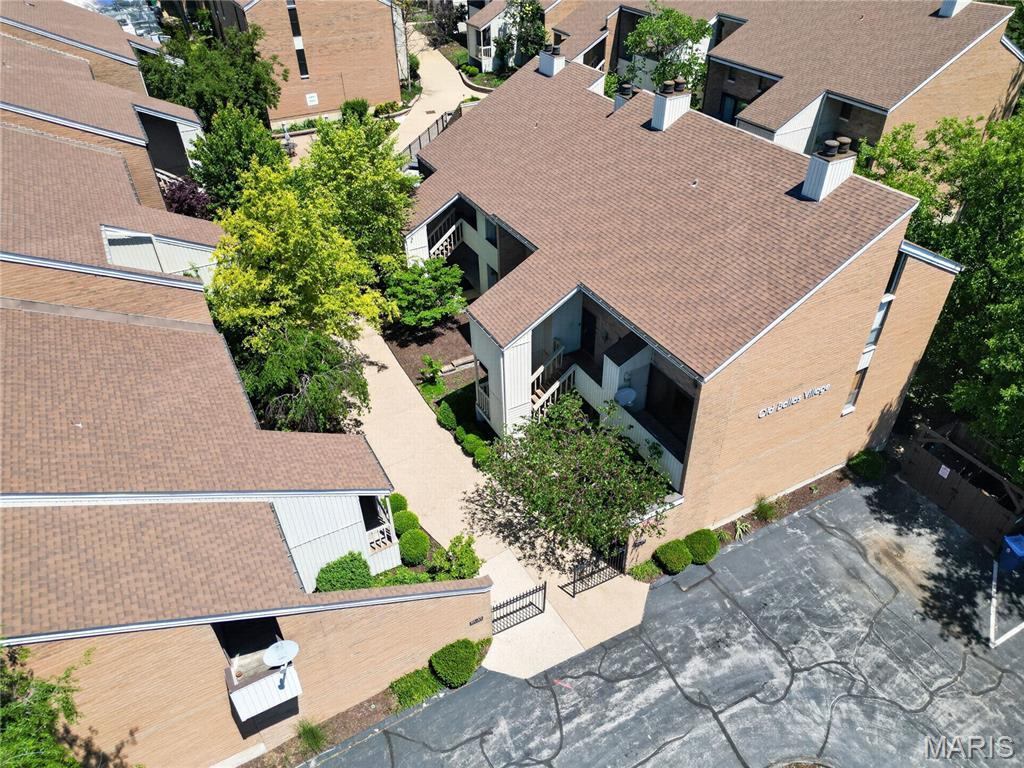 Old Ballas Village Condo - Residential