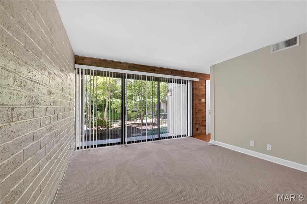 Old Ballas Village Condo - Residential