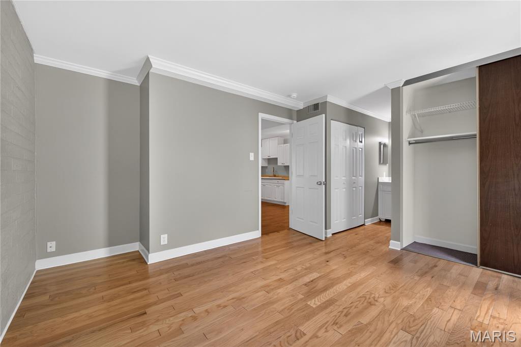 Old Ballas Village Condo - Residential