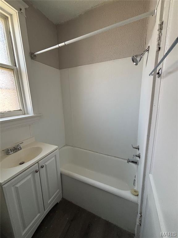 St Louis Commons Add - Residential Income