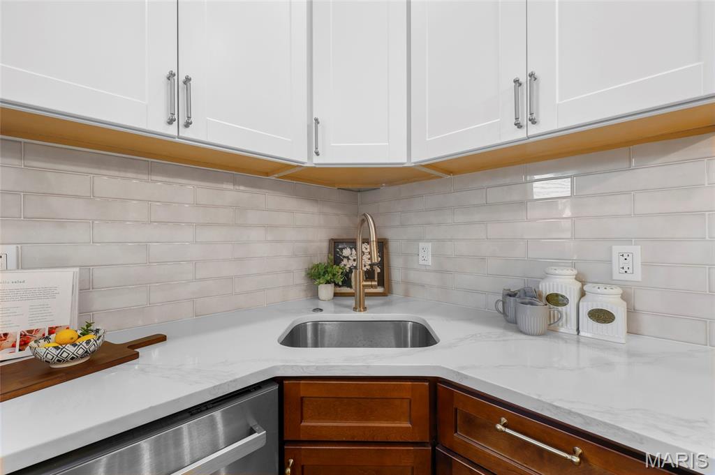 Russell Place Add - Residential
