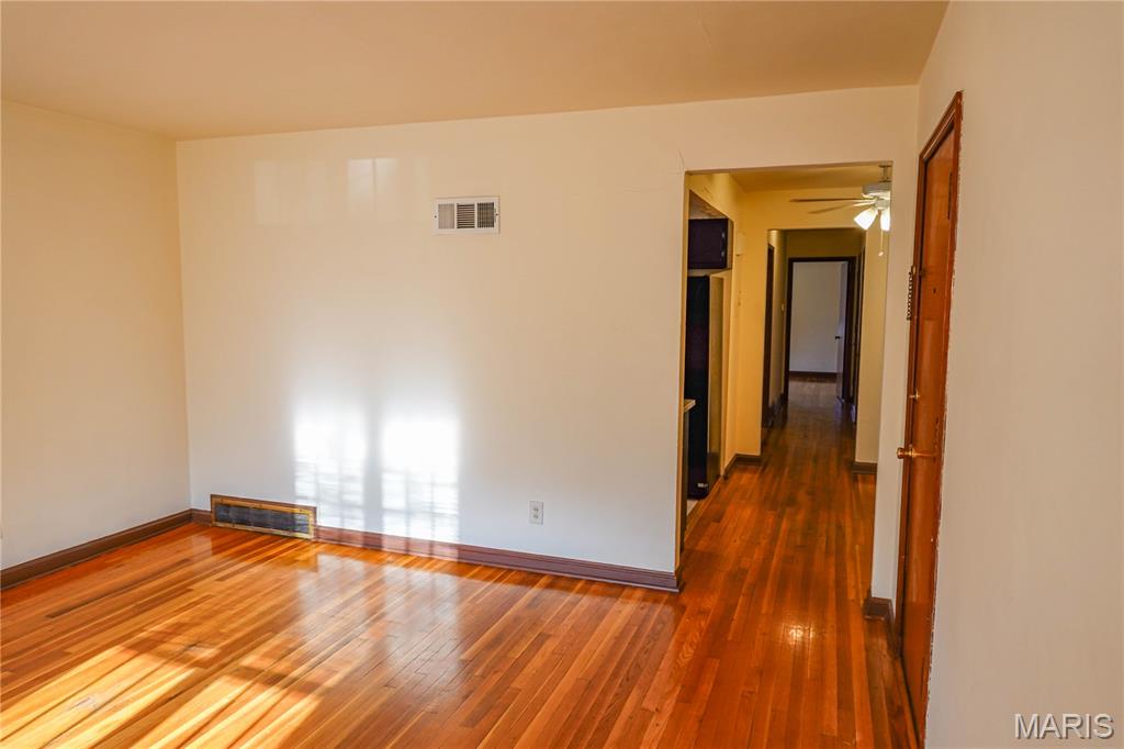 6957 Chippewa Street