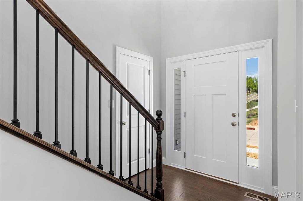 2 Pin Oak at Louiselle Park