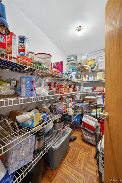 Wright City, Missouri 63390, United States, 3 Bedrooms Bedrooms, ,3 BathroomsBathrooms,Residential,Active,208742