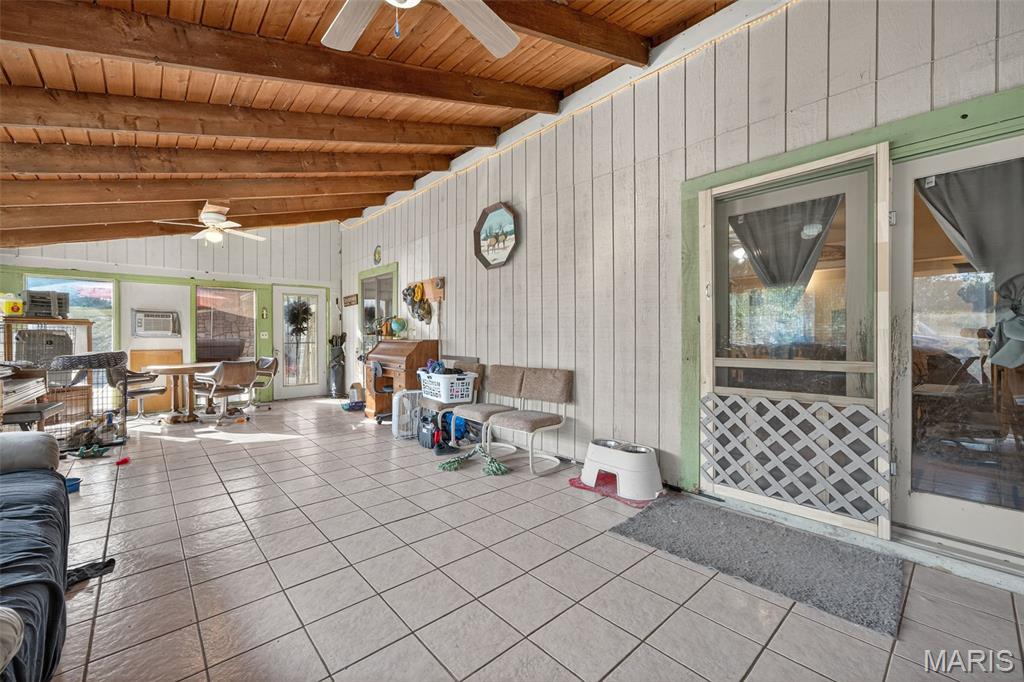 Wright City, Missouri 63390, United States, 3 Bedrooms Bedrooms, ,3 BathroomsBathrooms,Residential,Active,208742