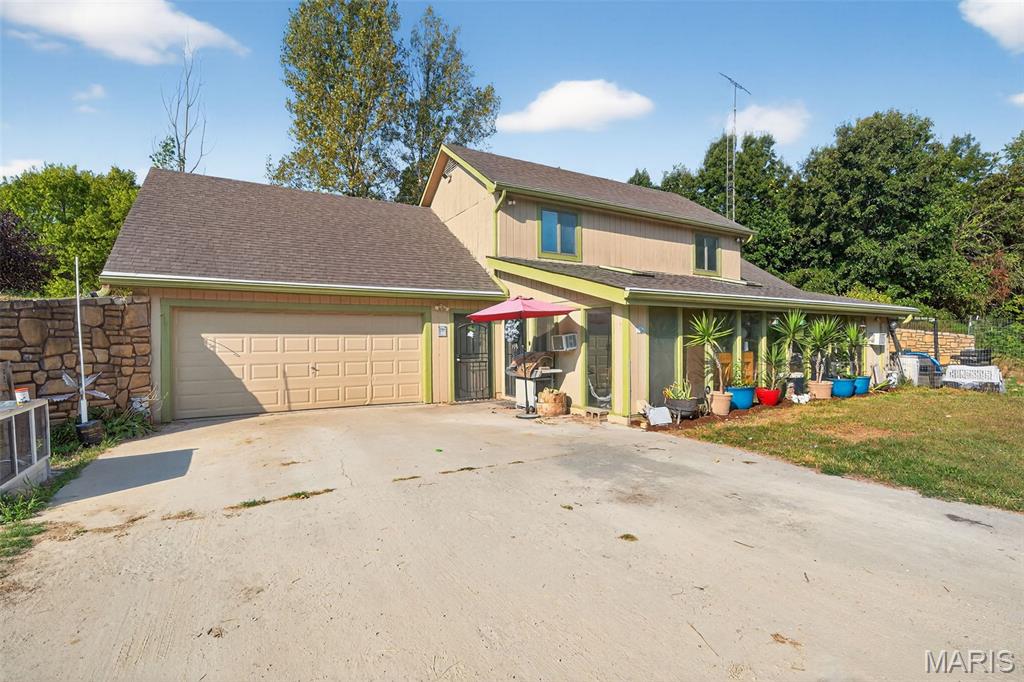 Wright City, Missouri 63390, United States, 3 Bedrooms Bedrooms, ,3 BathroomsBathrooms,Residential,Active,208742